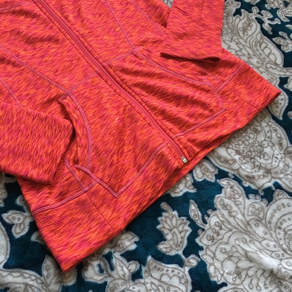 Athleta Slub Strength Hoodie - Picture 5 of 8